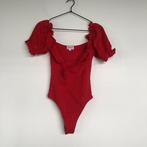 superdown Alexia Tie Front Bodysuit Red Ruffle XXS - Picture 4 of 7